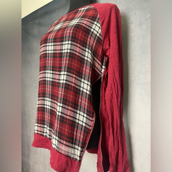 Vince camuto red plaid long sleeve shirt with side zipper size small - Picture 4 of 5